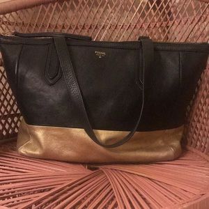 Fossil Black and Gold Leather Large Shoulder Bag